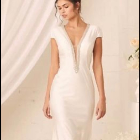 Lulus NWT Ivory Long Cap Sleeve Dress -6 - Picture 5 of 6